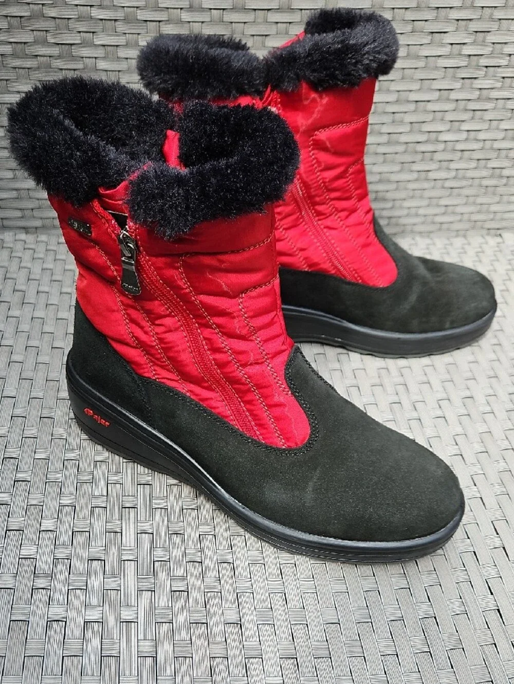 Pajar Women's Red Raff Black Suede Insulated Fur-Trim Winter Boots SIZE US 10